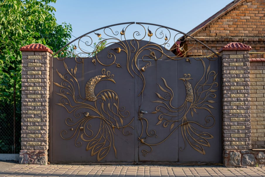 Discover the Best Nigerian Gate Designs for your Home - Realty Explainer